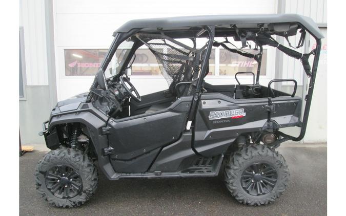 2019 Honda Pioneer 1000-5 Deluxe