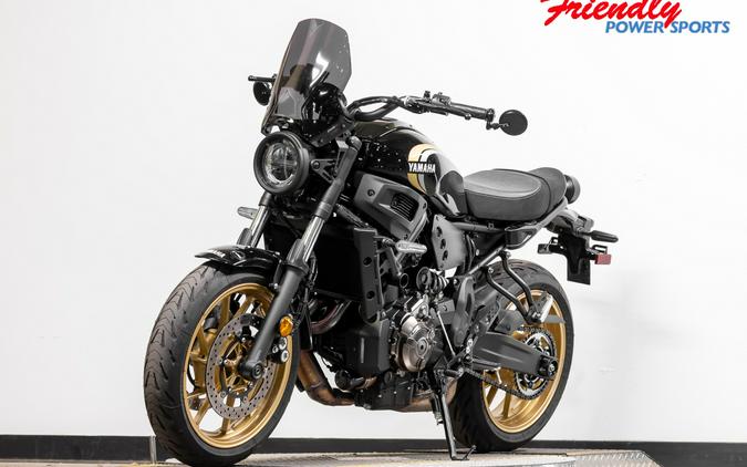 2025 YAMAHA XSR700
