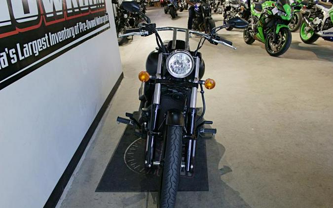 2017 Kawasaki Vulcan® 900 Custom