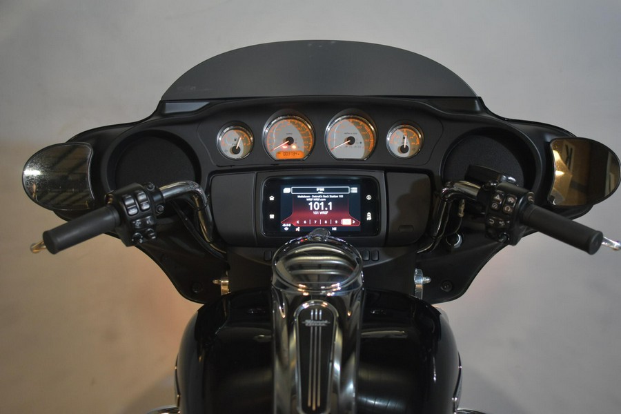 Used 2023 Harley-Davidson Street Glide FLHX