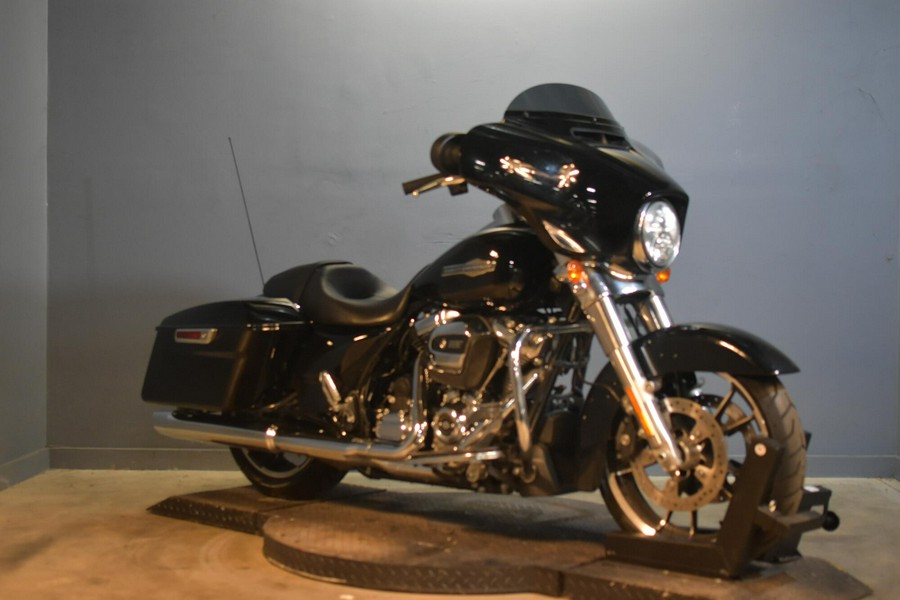 Used 2023 Harley-Davidson Street Glide FLHX