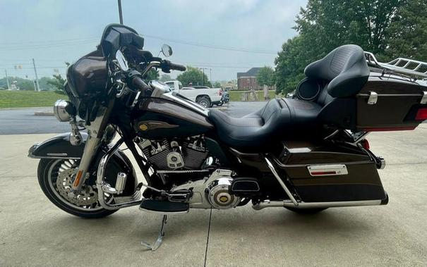 2013 Harley-Davidson® FLHTKAE - Electra Glide® Ultra Limited 110th Anniversary Edition