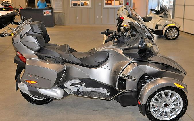 2013 CAN-AM Spyder RT-S