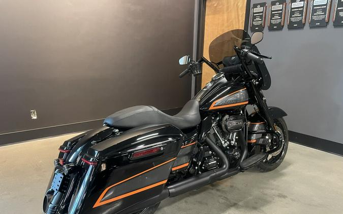 2022 Harley-Davidson® Road King® Special Apex
