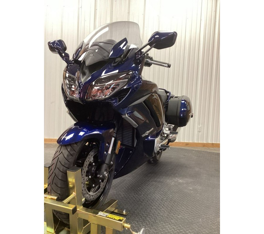 2023 Yamaha FJR 1300ES