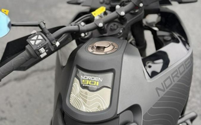 2023 Husqvarna F2875W1