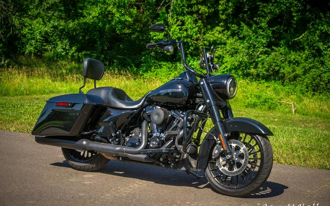 2018 Harley-Davidson® FLHRXS - Road King® Special