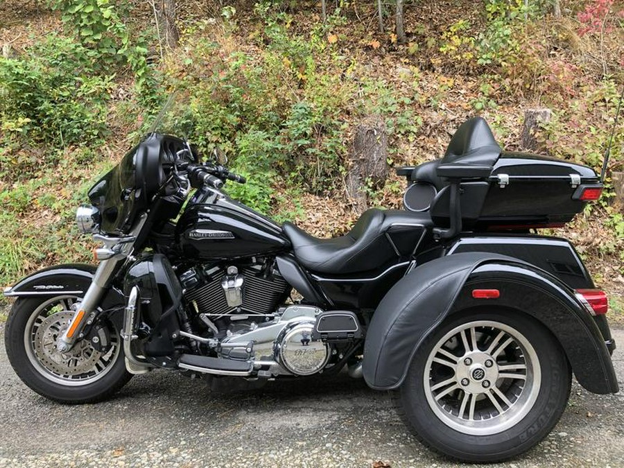 2019 Harley-Davidson® FLHTCUTG - Tri Glide® Ultra