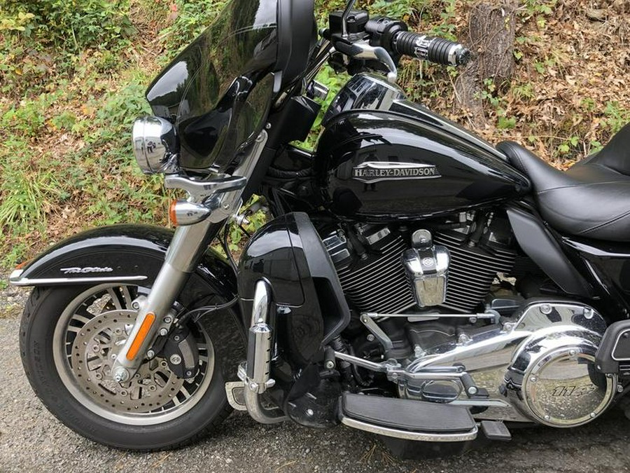 2019 Harley-Davidson® FLHTCUTG - Tri Glide® Ultra