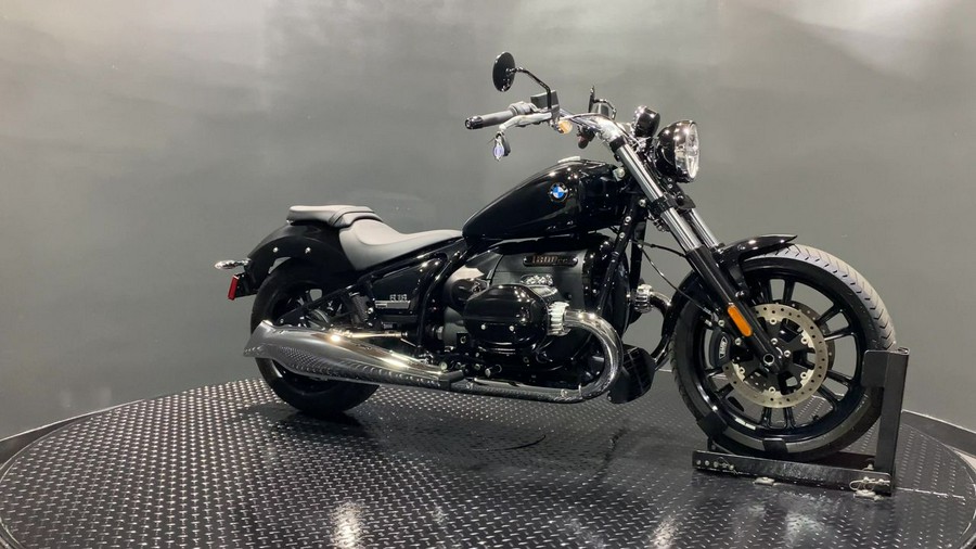 2023 BMW R 18 Black Storm Metallic