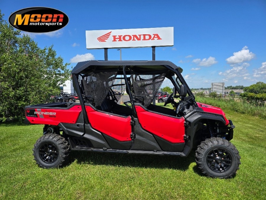 2025 Honda Pioneer 1000-6 Deluxe Crew