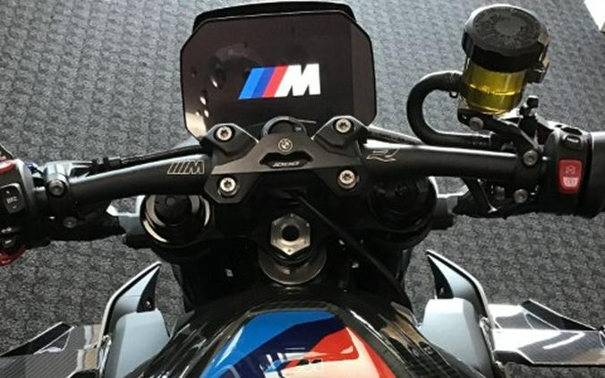 2026 BMW M 1000 R