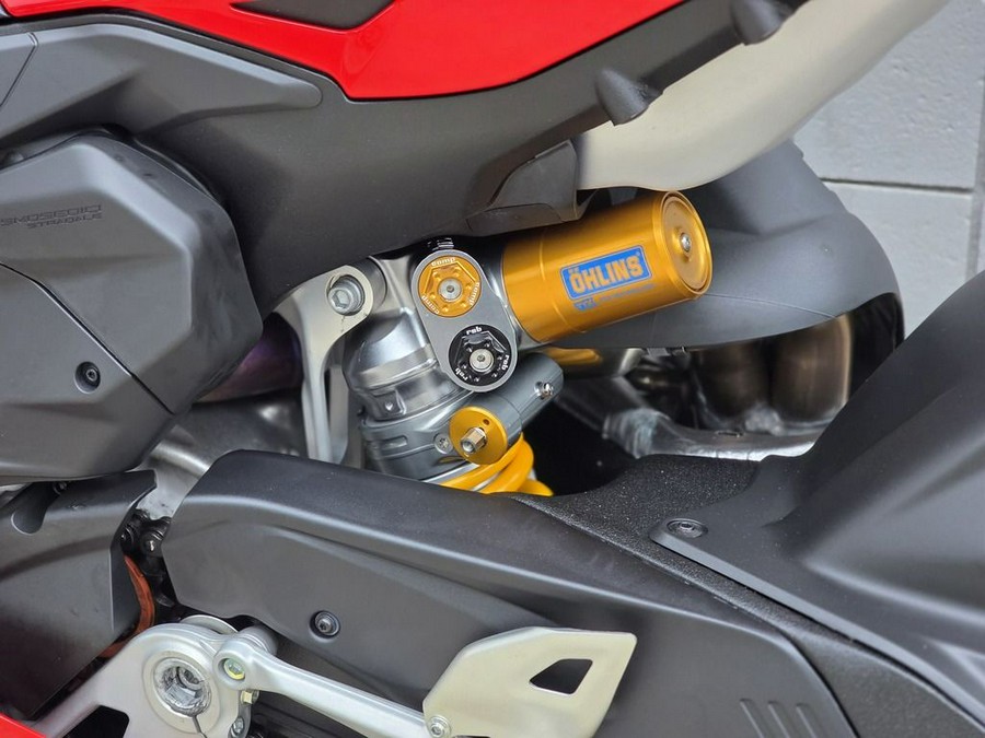 2026 Ducati Panigale V4 R
