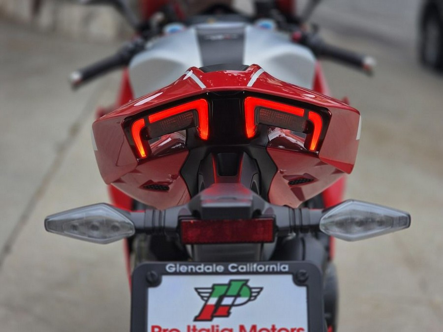 2026 Ducati Panigale V4 R