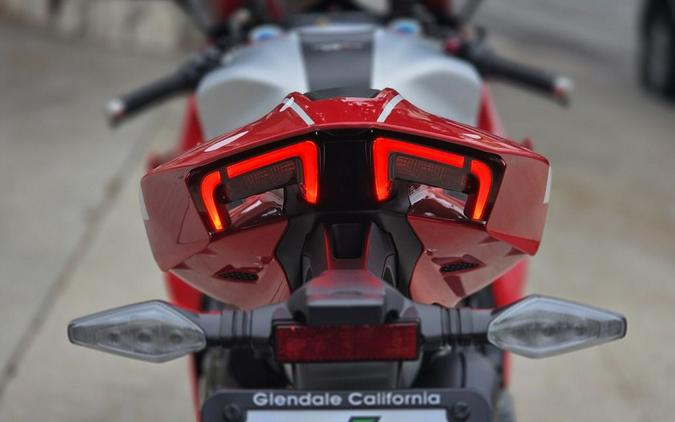 2026 Ducati Panigale V4 R