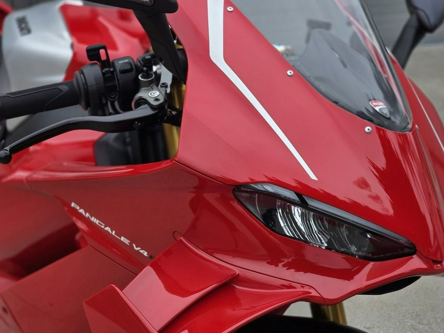 2026 Ducati Panigale V4 R
