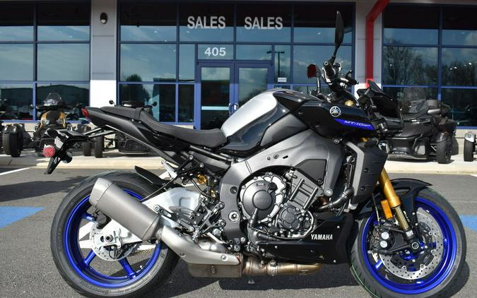 2022 Yamaha MT-10 SP Review [12 Street and Track Fast Facts]