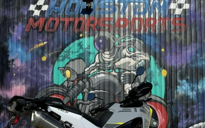 2024 Husqvarna® Norden 901