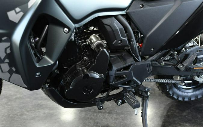 2025 Kawasaki KLR650 S Metallic Matte Old School Green ABS