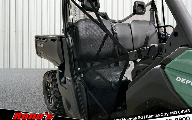 2025 Can-Am Defender DPS HD7