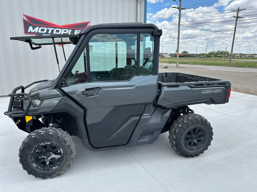 2023 Can-Am Defender XT HD10