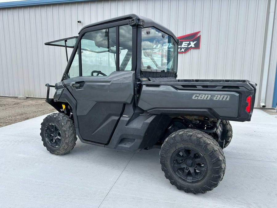 2023 Can-Am Defender XT HD10
