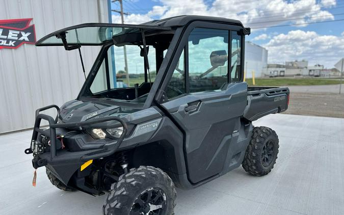 2023 Can-Am Defender XT HD10