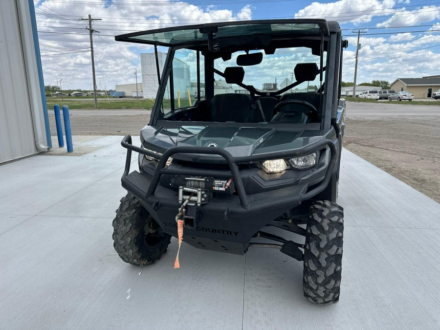 2023 Can-Am Defender XT HD10