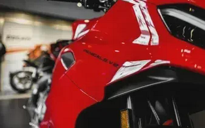 2026 Ducati PANIGALE V2