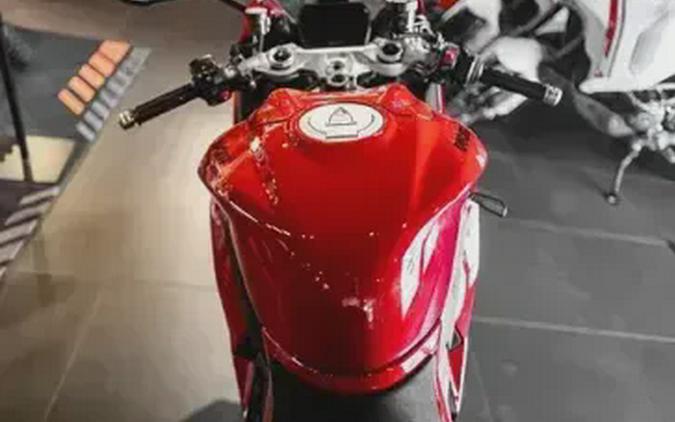 2026 Ducati PANIGALE V2