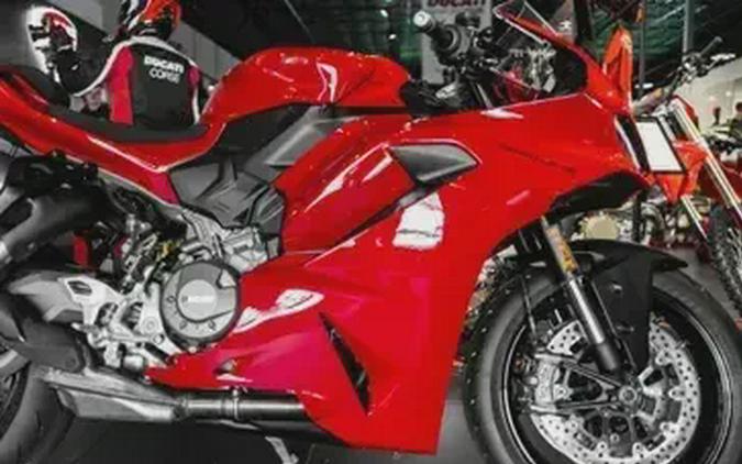 2026 Ducati PANIGALE V2