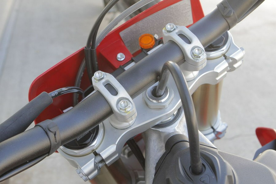 2026 Ducati Desmo450 EDX