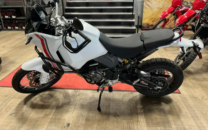 2025 Ducati DesertX 937