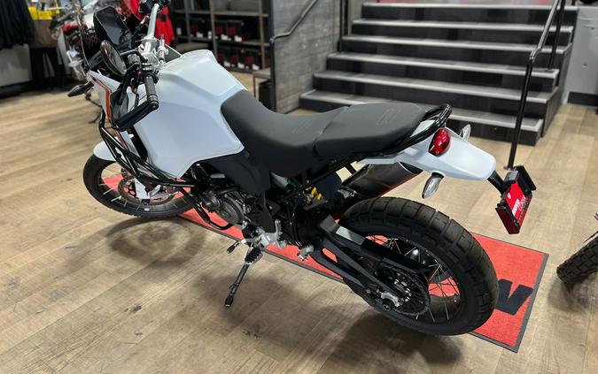 2025 Ducati DesertX 937