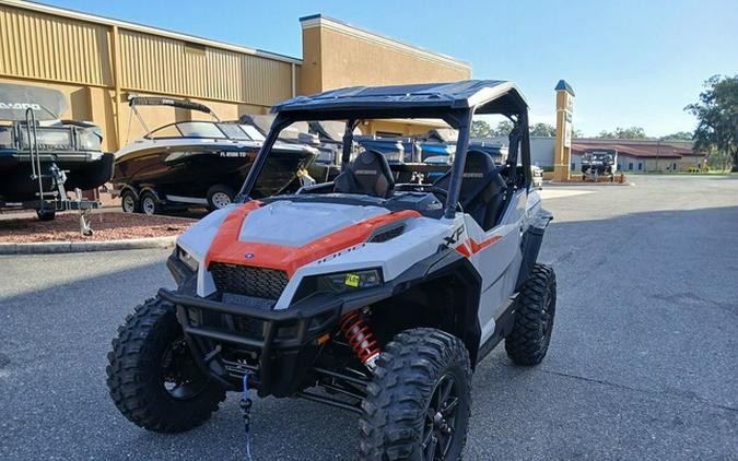 2027 Polaris GENERAL XP 1000 Sport