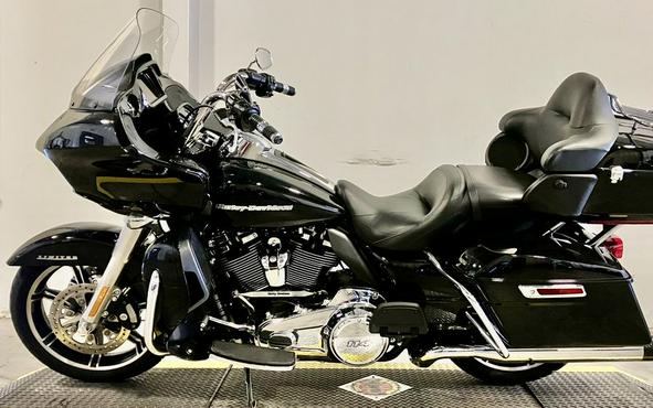 2021 Harley-Davidson® FLTRK - Road Glide® Limited