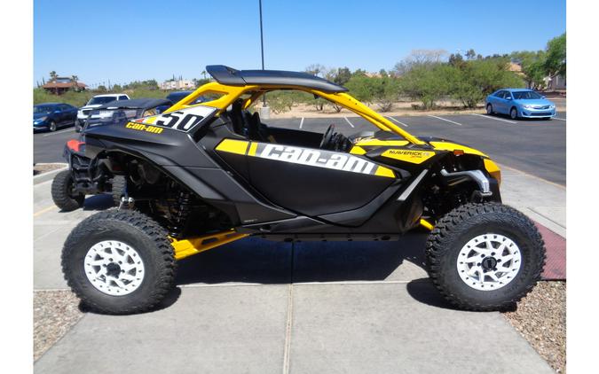 2024 Can-Am Maverick R X RS With Smart-Shox Black & Yellow