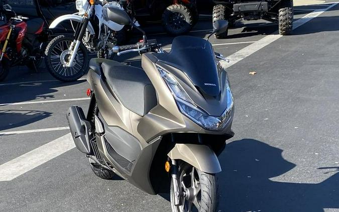 2024 Honda® PCX