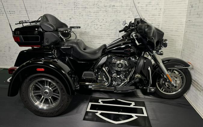 2013 Harley-Davidson Tri Glide™ Ultra Classic® in Immaculate Condition!