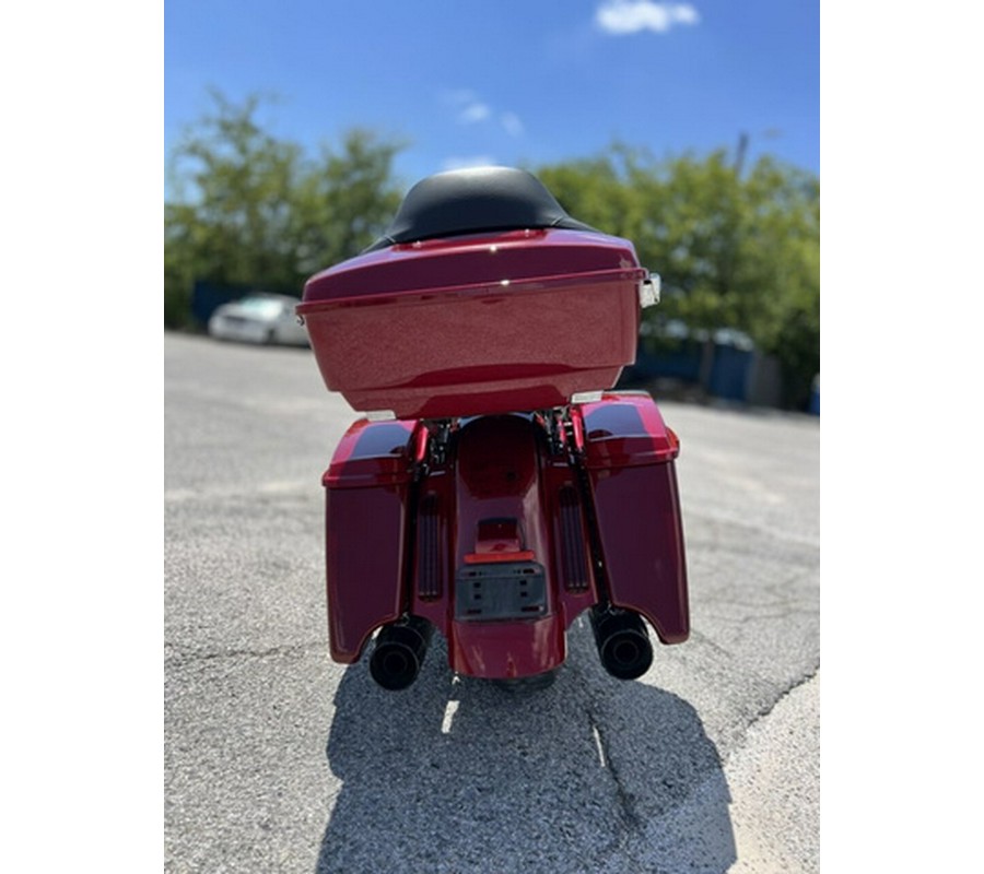 2017 Harley-Davidson FLHXSE - CVO Street Glide