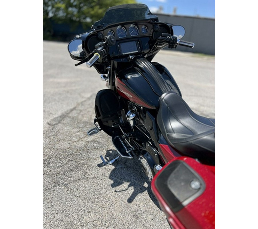 2017 Harley-Davidson FLHXSE - CVO Street Glide