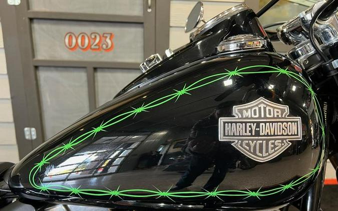 2016 Harley-Davidson® FLS - Softail Slim®