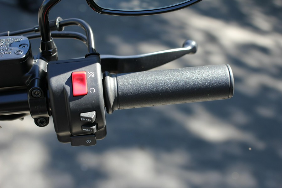 2025 Yamaha Bolt R-Spec