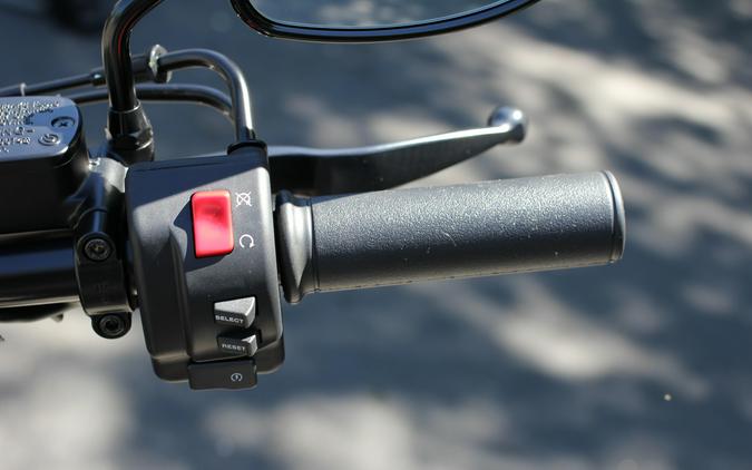 2025 Yamaha Bolt R-Spec