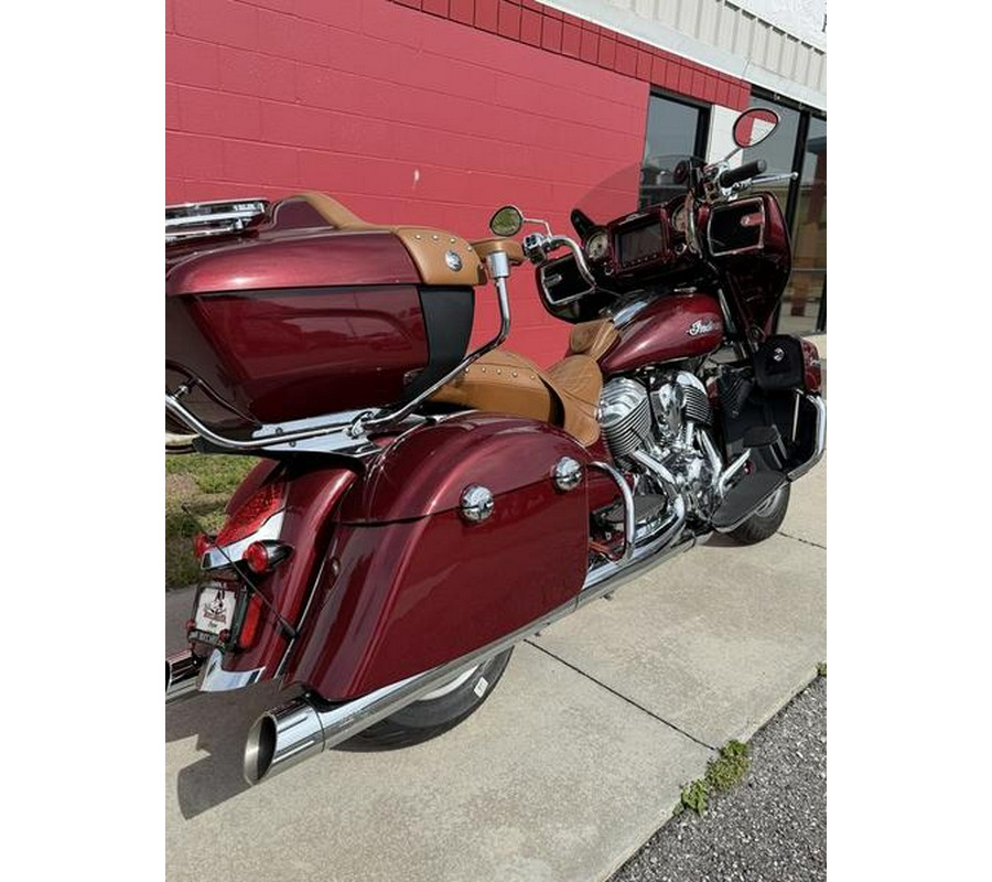 2020 Indian Motorcycle® Roadmaster® Burgundy Metallic