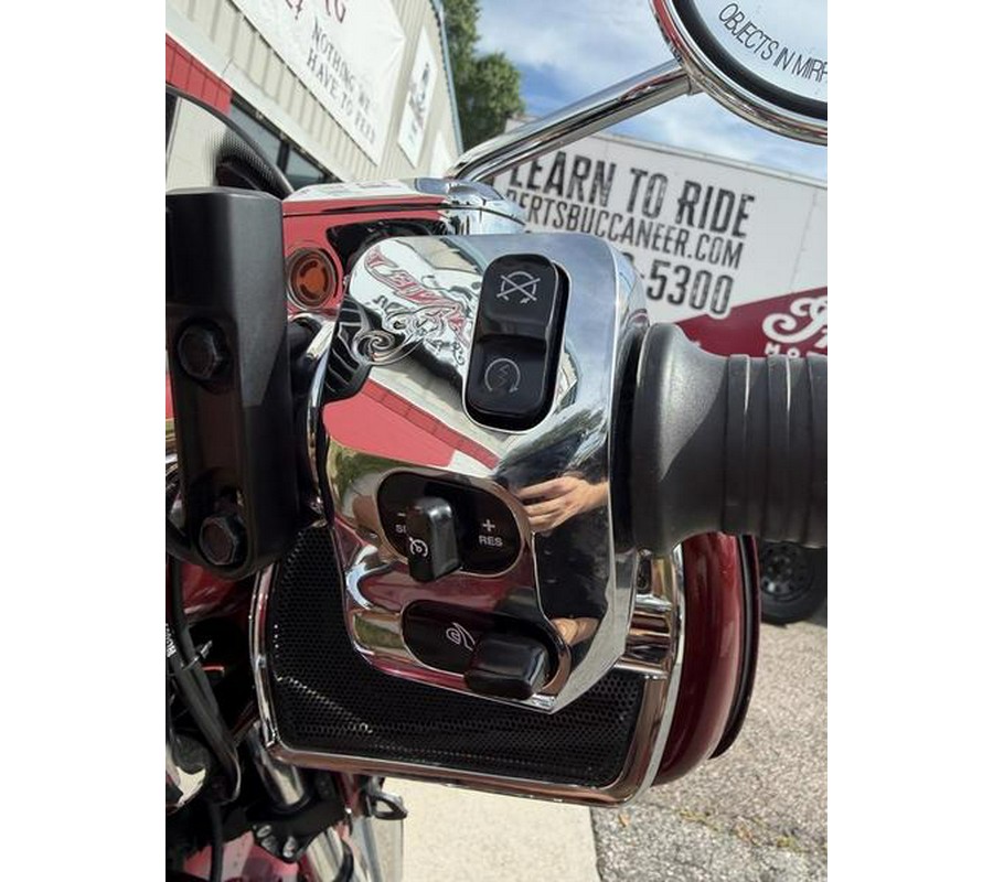 2020 Indian Motorcycle® Roadmaster® Burgundy Metallic