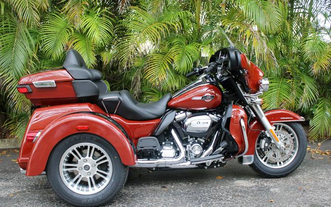 New 2024 Harley-Davidson Tri Glide Ultra FLHTCUTG Trike For Sale In Miami, Florida