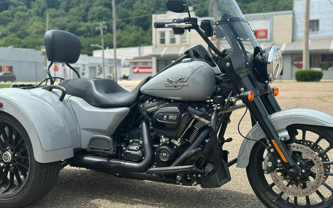 2024 FLRT Freewheeler