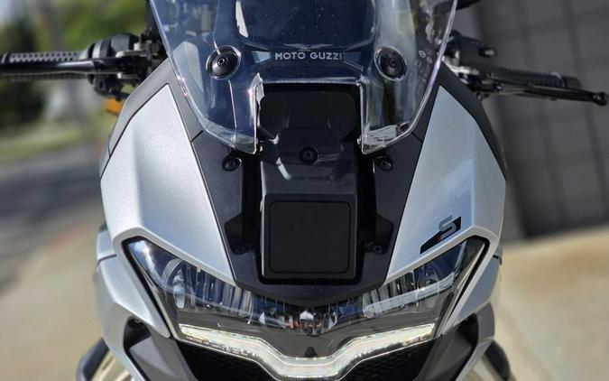 2027 Moto Guzzi V100 Mandello S