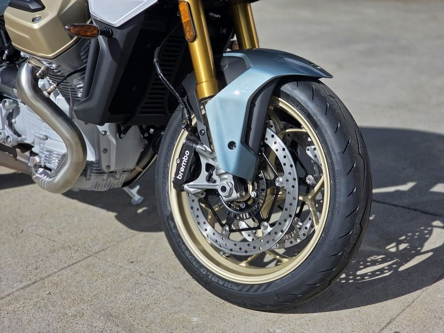 2027 Moto Guzzi V100 Mandello S